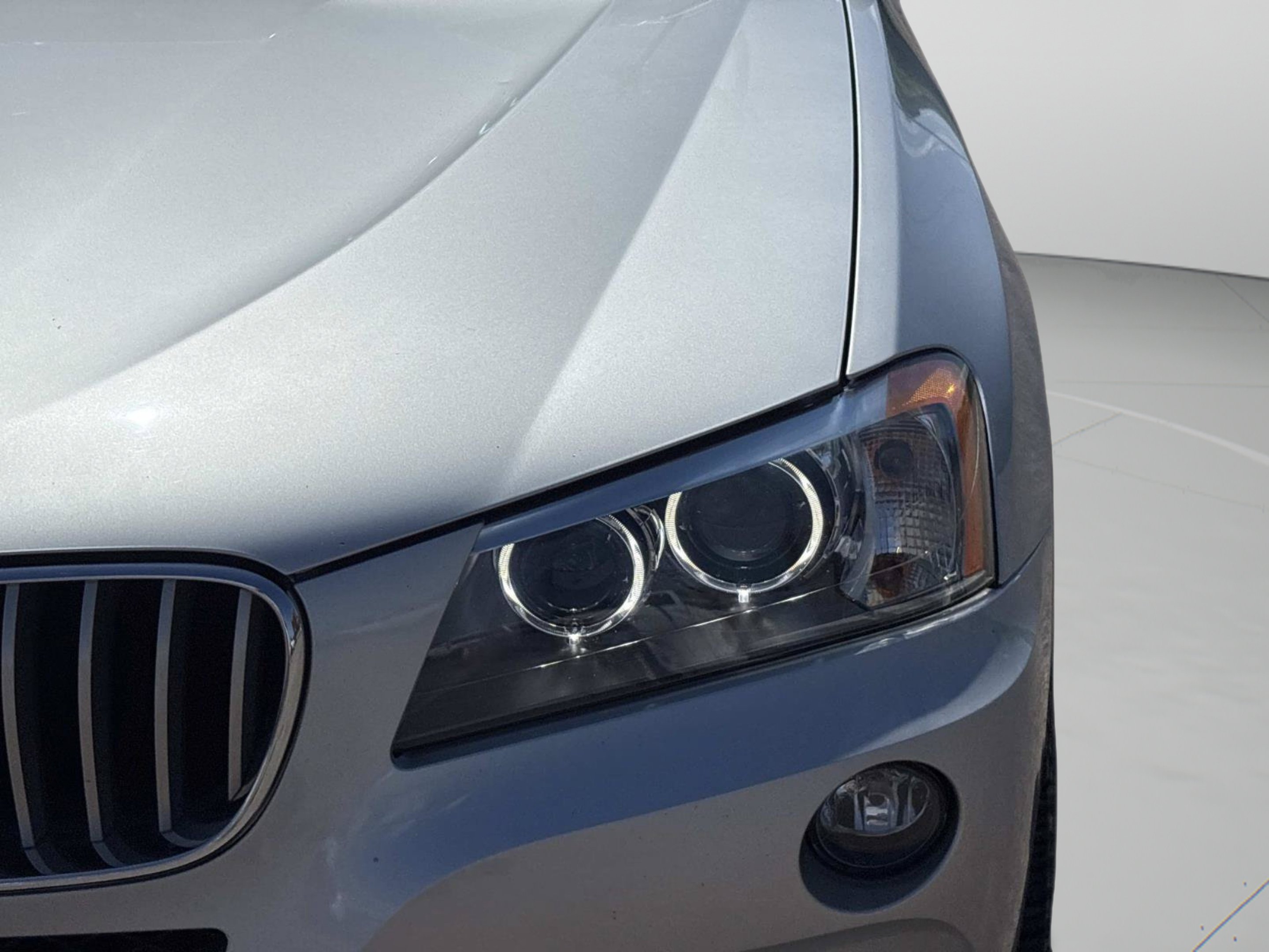 Used 2013 Titanium Silver Metallic BMW xDrive35i image 33