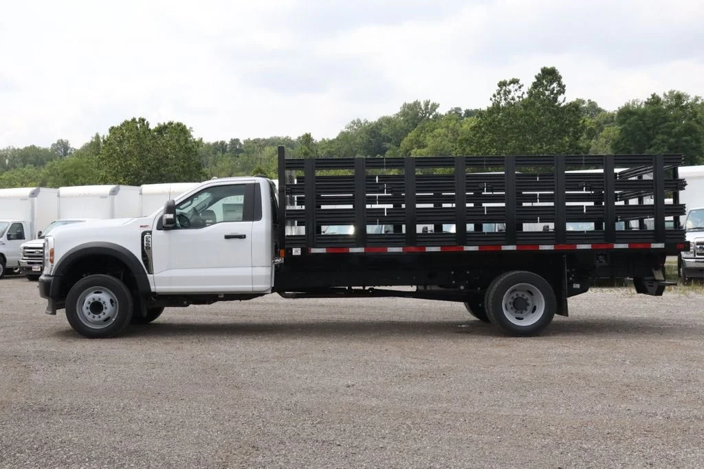 2026 Ford F-550 Super Duty Chassis Cab XL - Photo 6