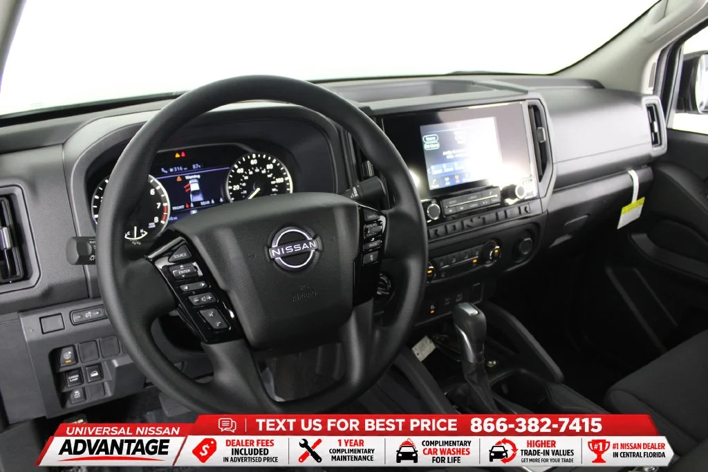 New 2027 Glacier White Nissan King Cab® S image 14
