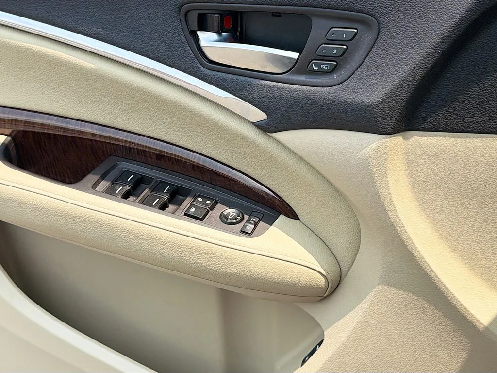 Used 2020  Acura 3.5L image 28