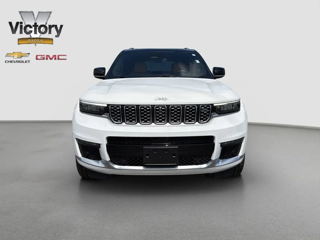 Used 2023 Jeep Grand Cherokee L Summit with VIN 1C4RJKEG7P8803468 for sale in Kansas City