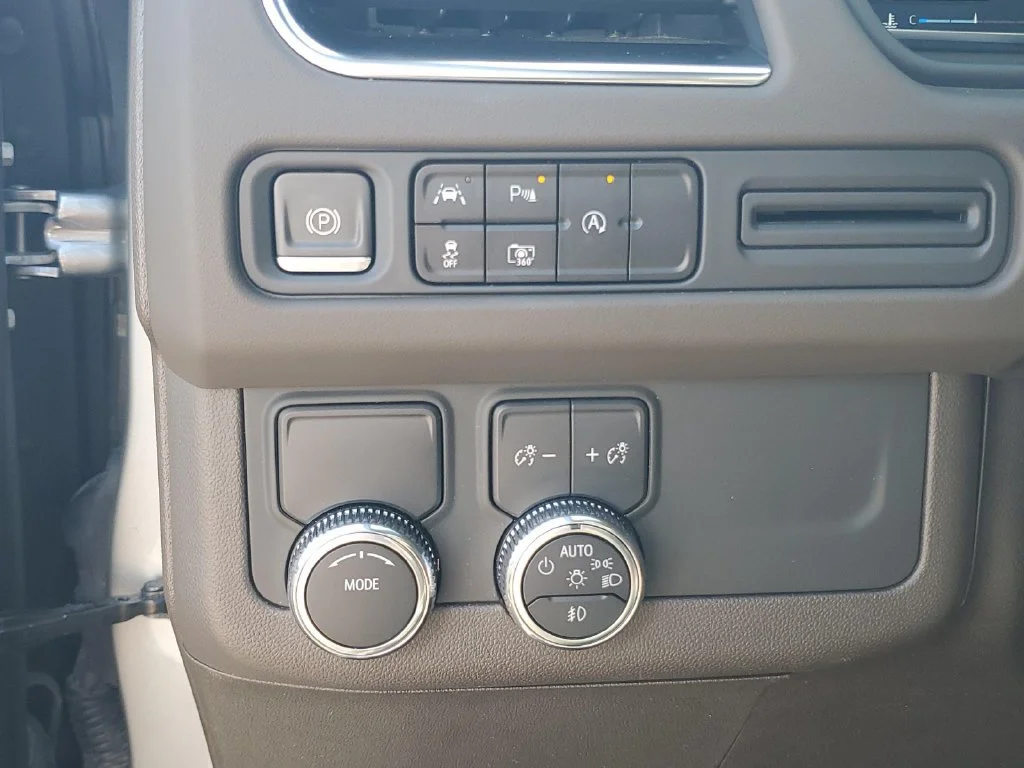 Used 2023 Sterling Metallic GMC SLT image 16