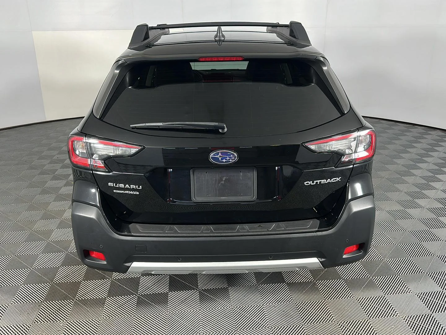 Used 2024 Crystal Black Silica Subaru Limited image 9