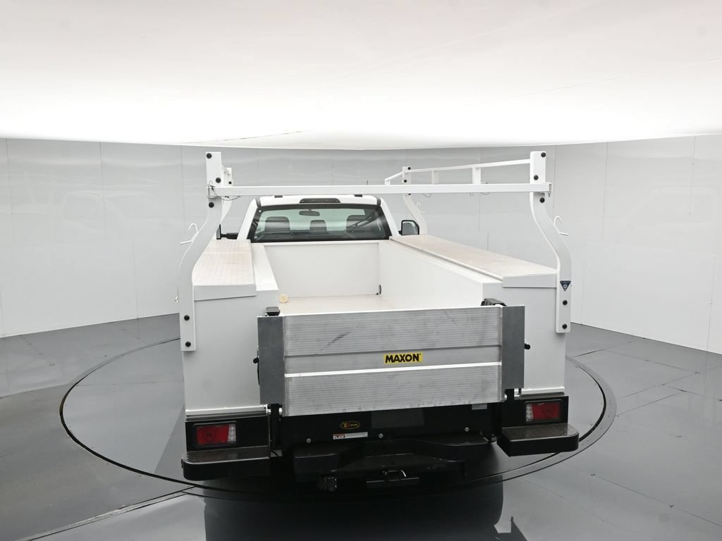 New 2026 Oxford White Ford XL image 45