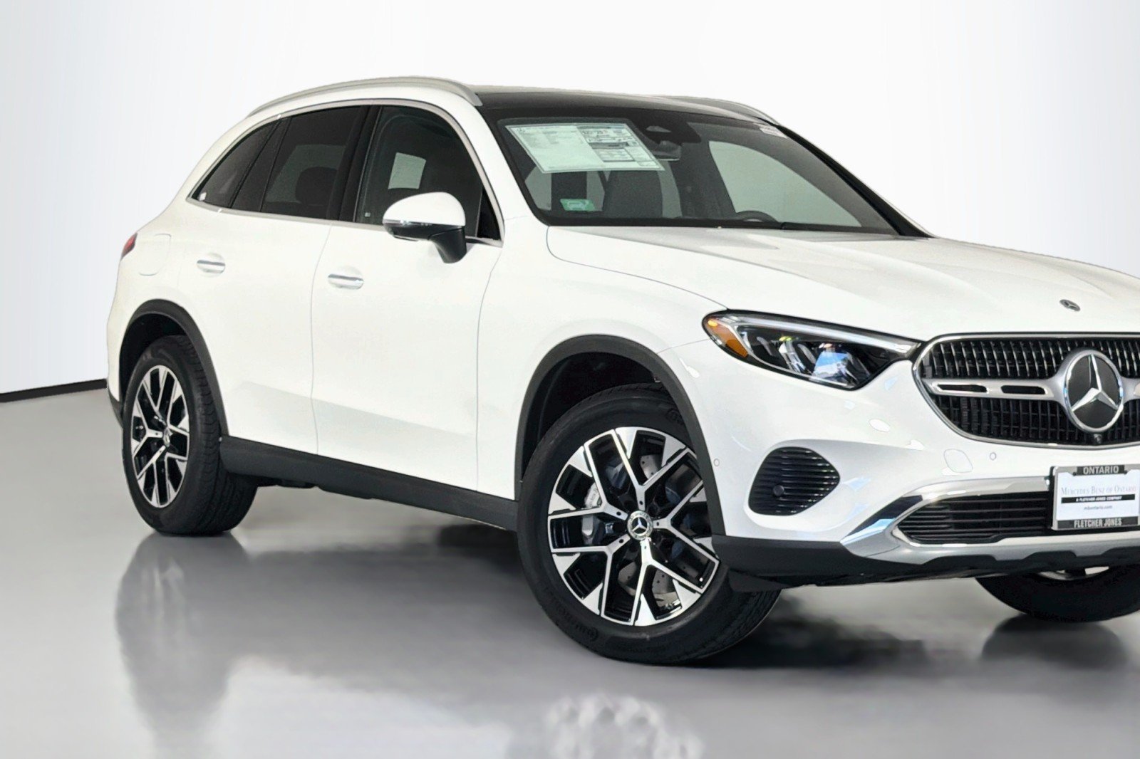 New 2027 Polar White Mercedes-Benz GLC 350e 4MATIC® SUV image 13