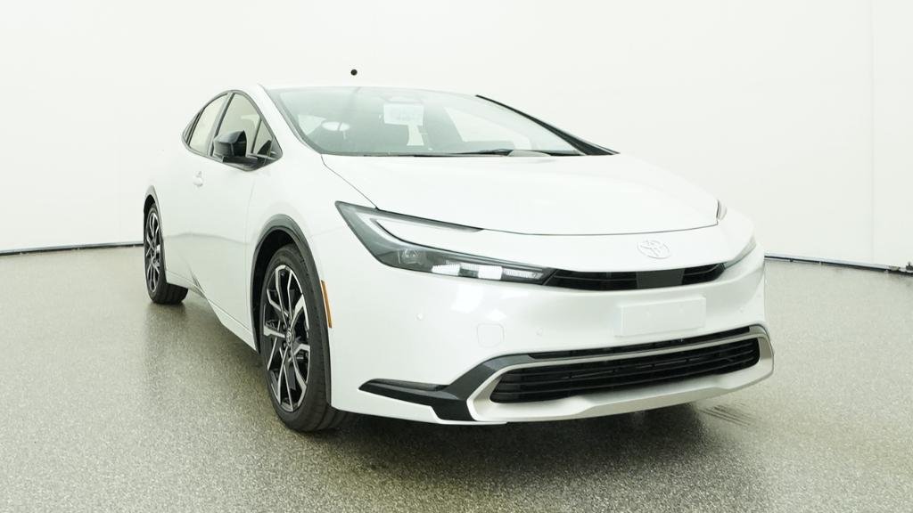 New 2026 Wind Chill Pearl Toyota XSE image 21