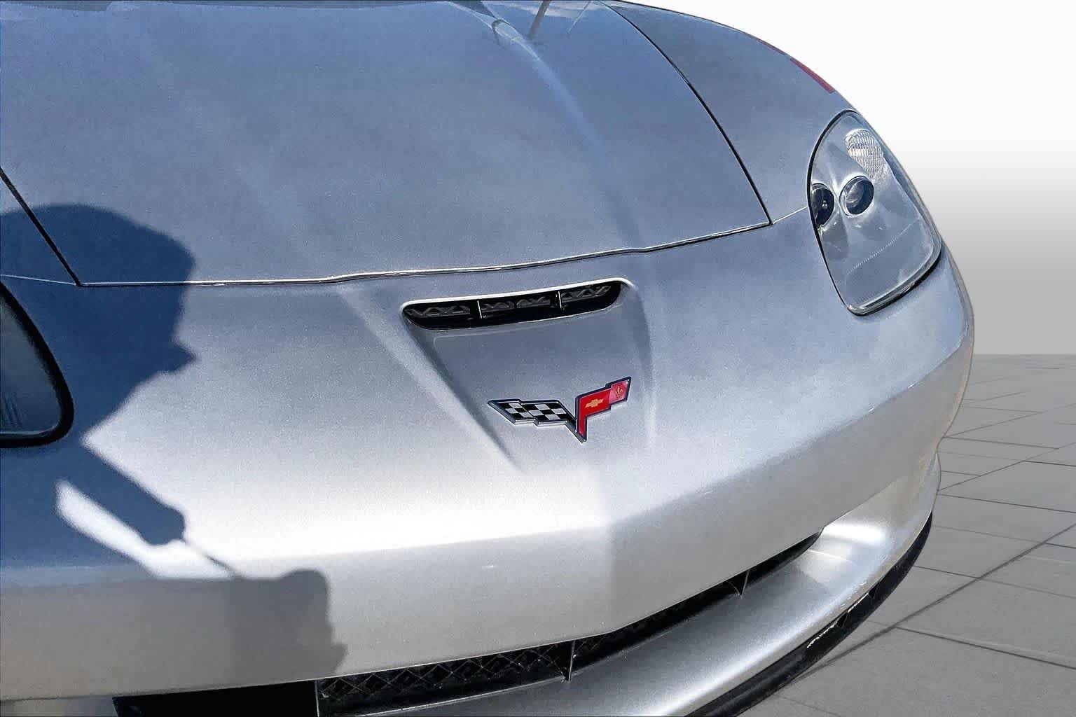 Used 2012 BLADE SILVER METALLIC Chevrolet Z16 Grand Sport w/3LT image 22