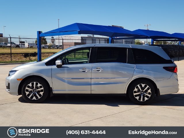 Certified Used 2026 Solar Silver Metallic Honda EX-L image 4