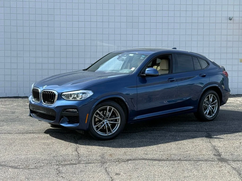 2021 BMW X4 xDrive30i's photo