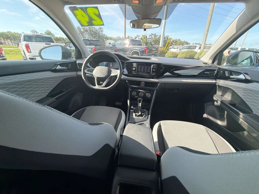 2024 Volkswagen Taos S - Photo 10