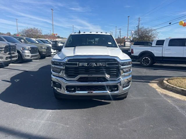 New 2026 Bright White Clear-Coat Exterior Paint RAM Tradesman image 2