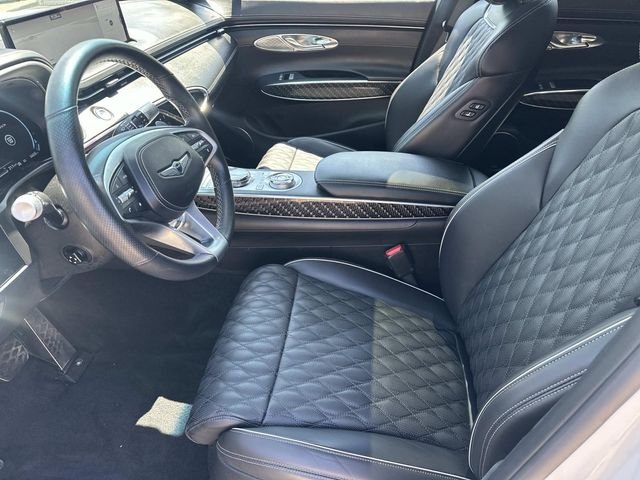 Used 2023 White Genesis 3.5T Sport image 17