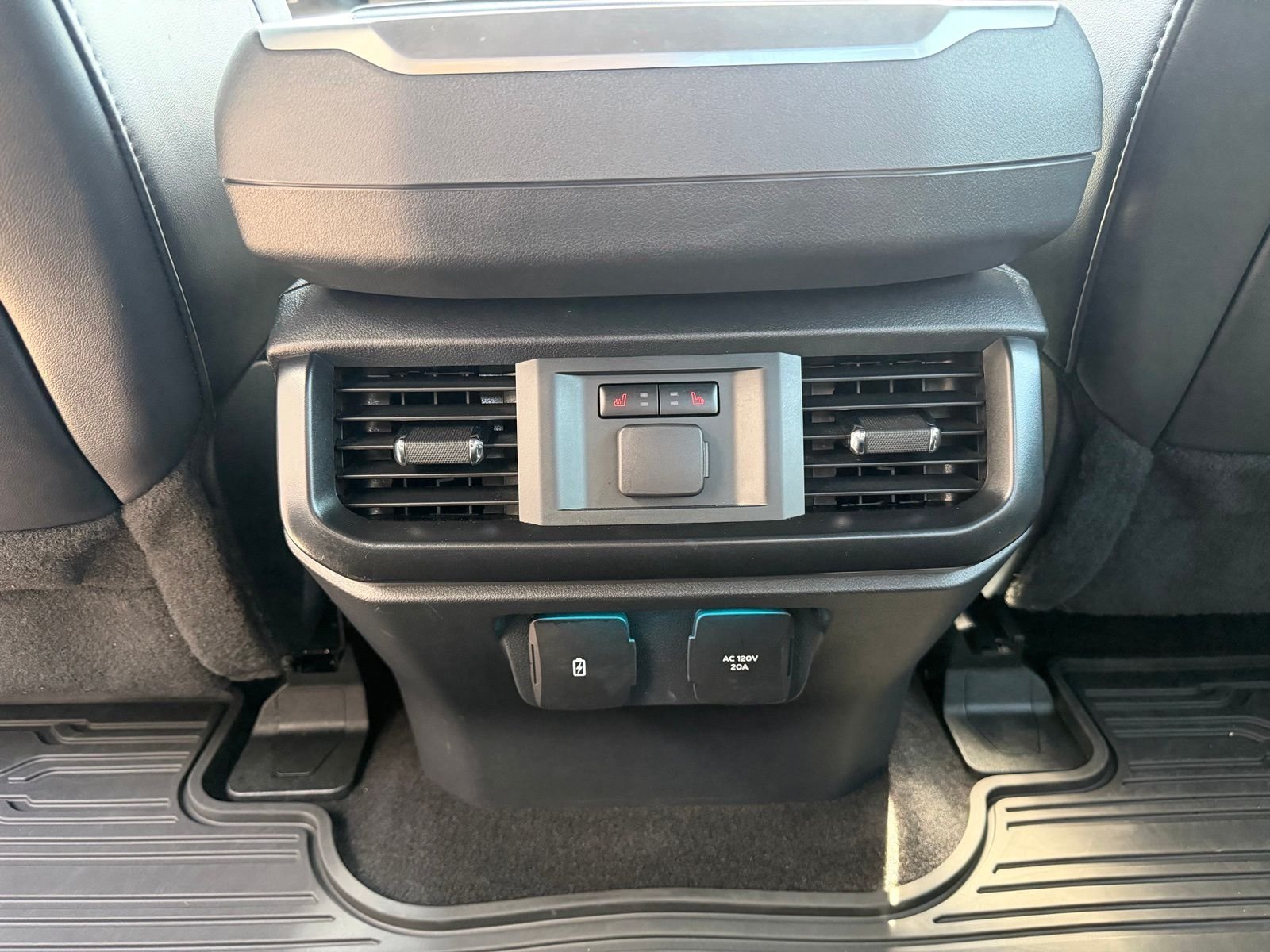 Used 2025 Space White Metallic Ford Raptor image 29