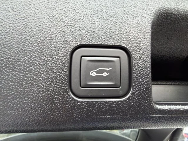 Certified Used 2025 Black Chevrolet RS image 30