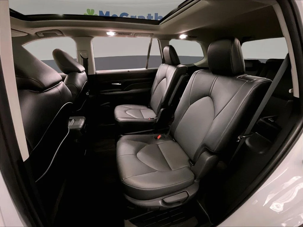 Used 2025 Beige Toyota XLE image 30