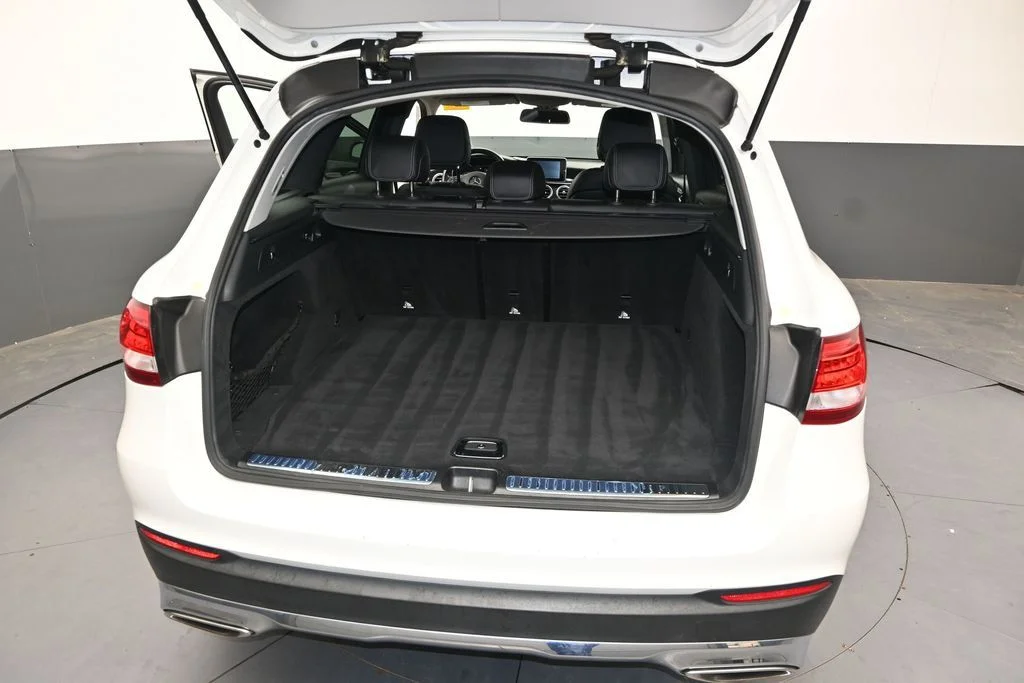 Used 2016  Mercedes-Benz GLC 300 image 14