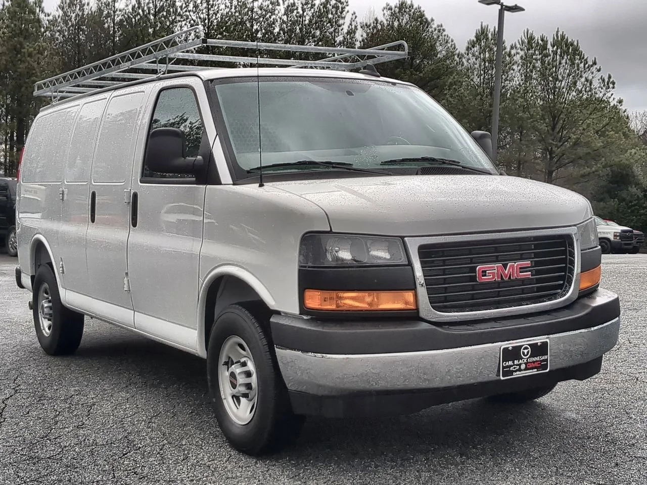 New 2025 Summit White GMC Work Van image 2