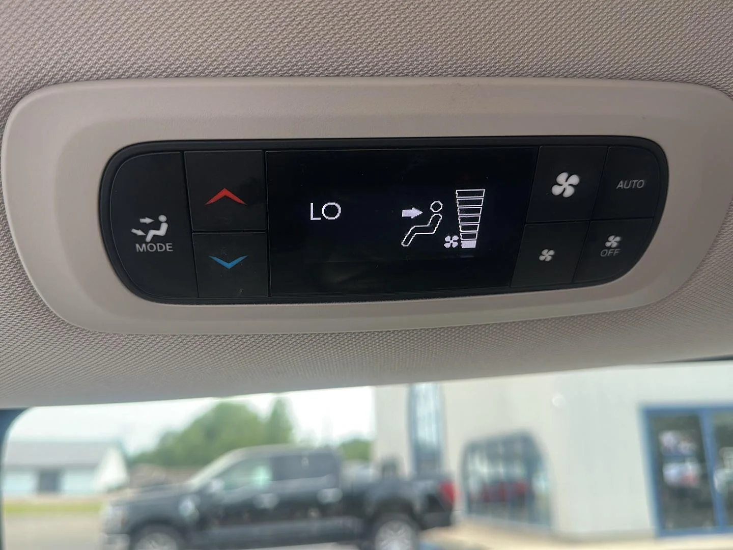 Used 2024 Diamond Black Chrysler Touring L image 13