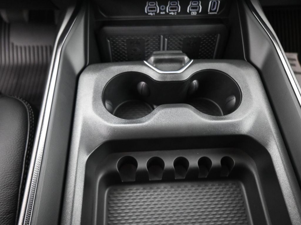 2026 RAM 1500 Rebel - Photo 6