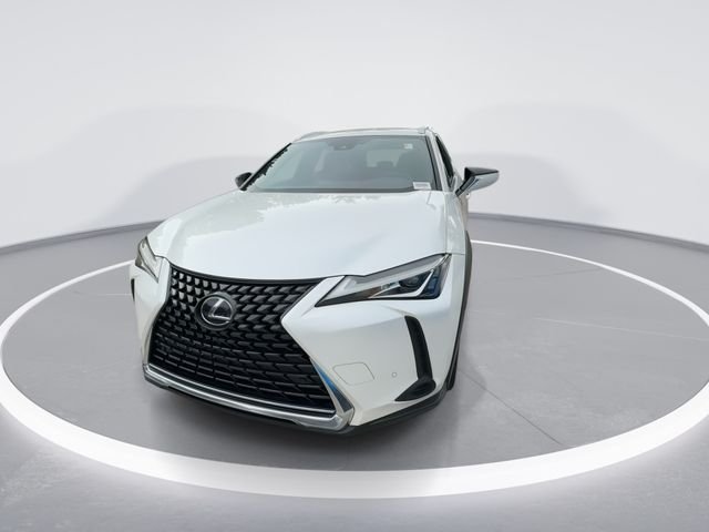 Used 2019 White Lexus 250h Base image 3