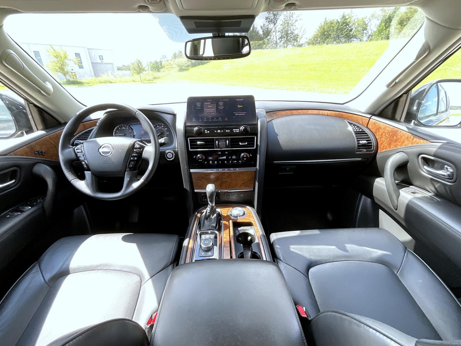 Used 2023 Black Nissan SL image 16
