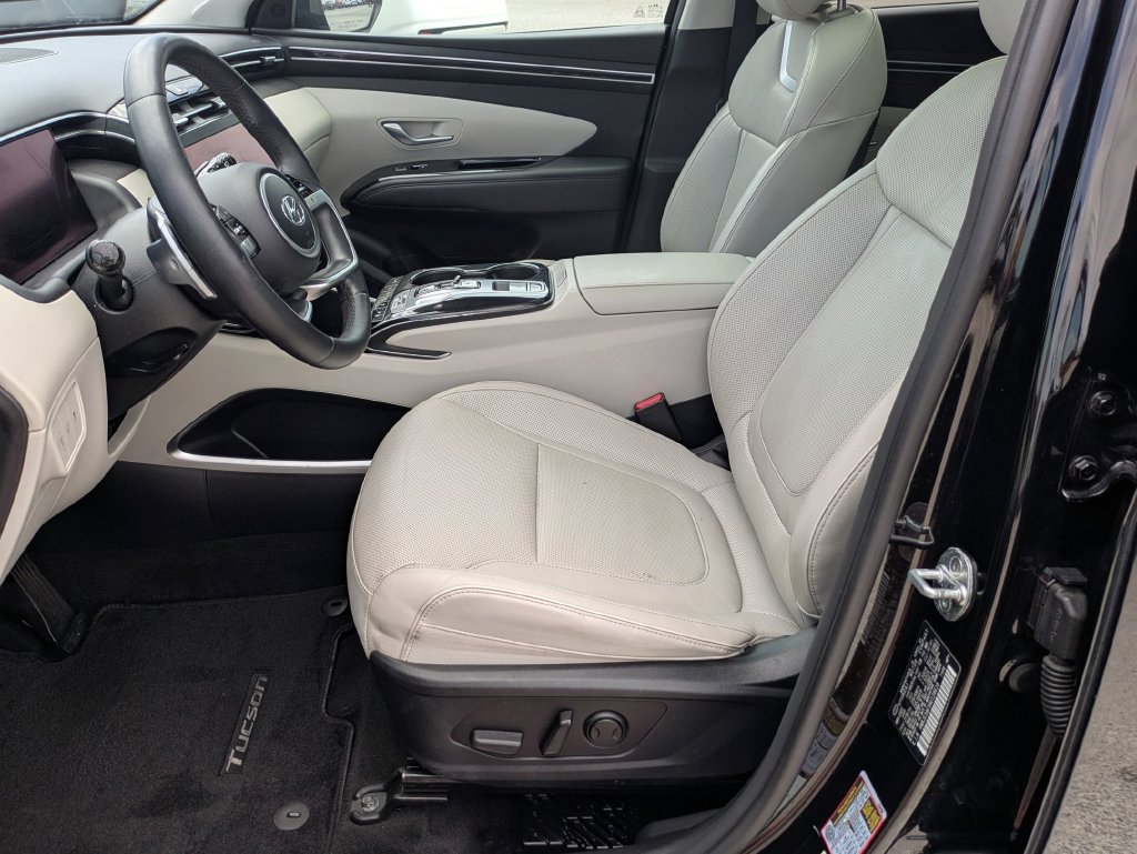 Used 2022 Black Hyundai Limited image 14