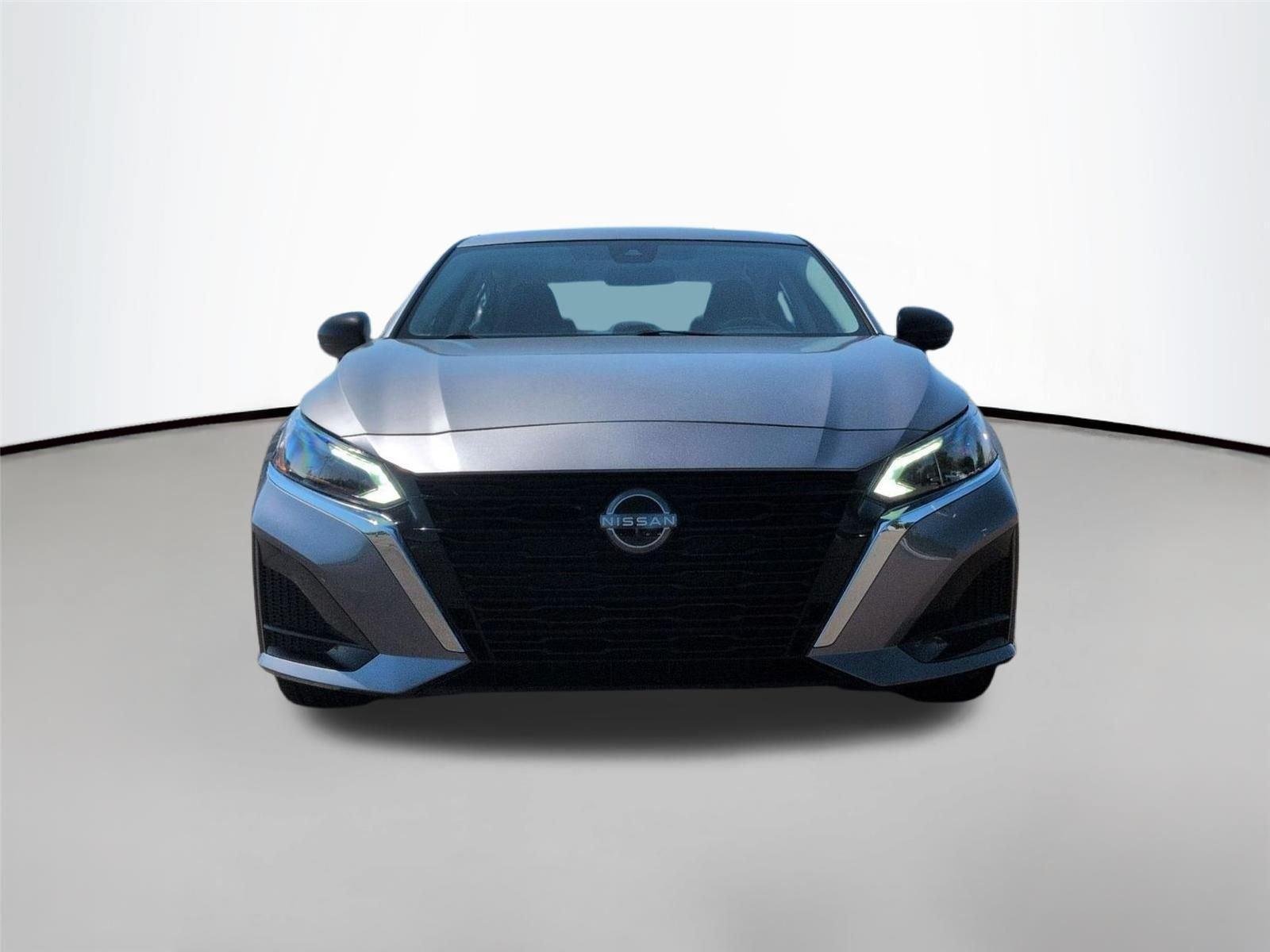 Used 2024 Gun Metallic Nissan 2.5 SV image 8