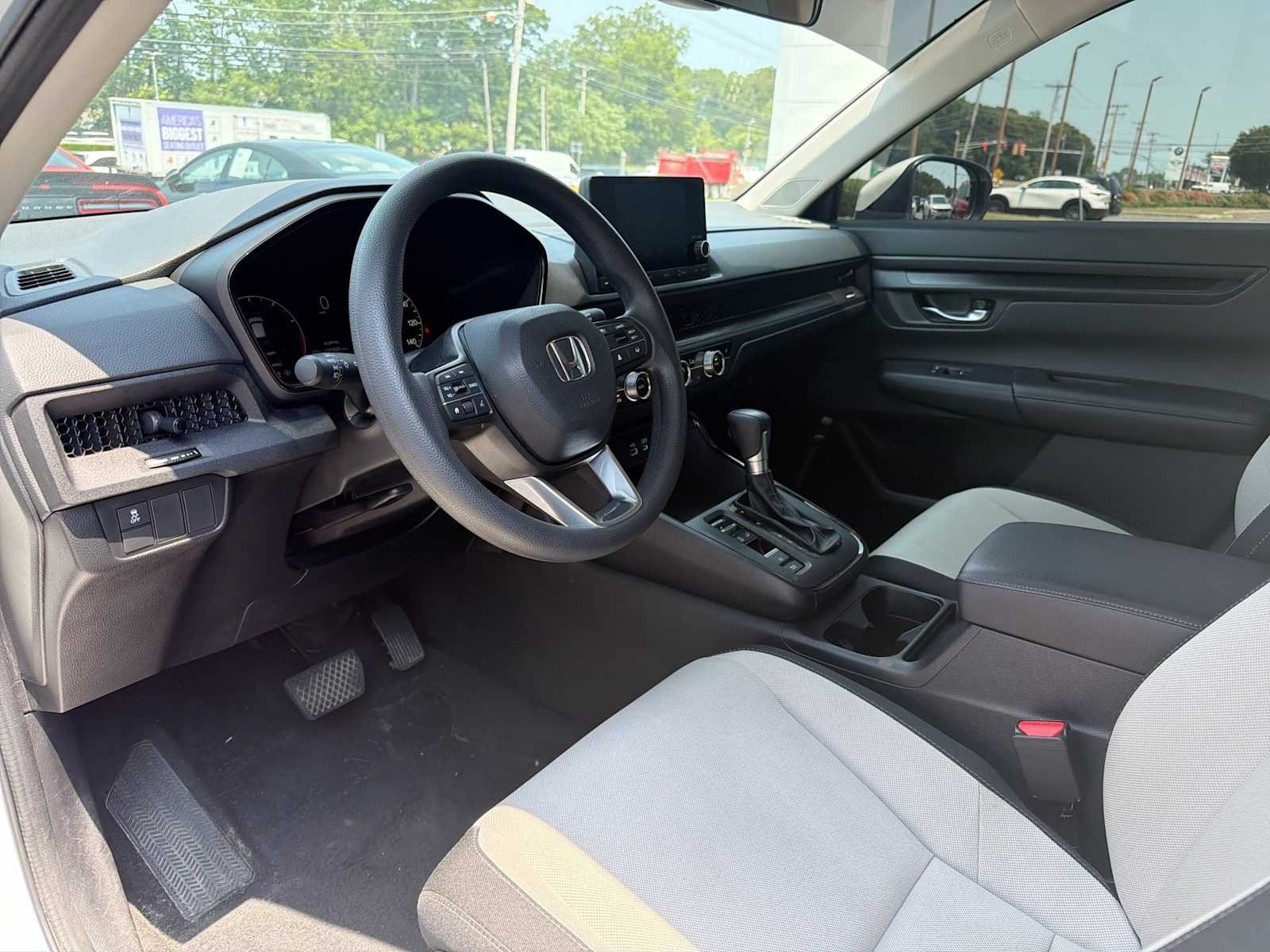 Used 2025 Platinum White Pearl Honda EX image 10