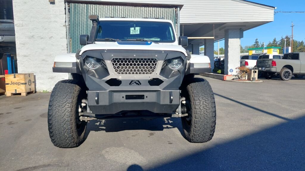 Used 2023 White Jeep Rubicon 4xe image 2