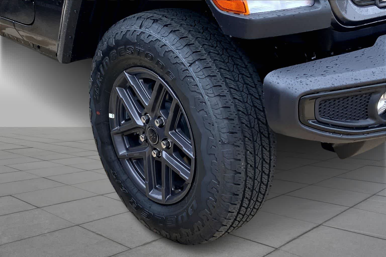 2026 Jeep Gladiator Sport S - Photo 11