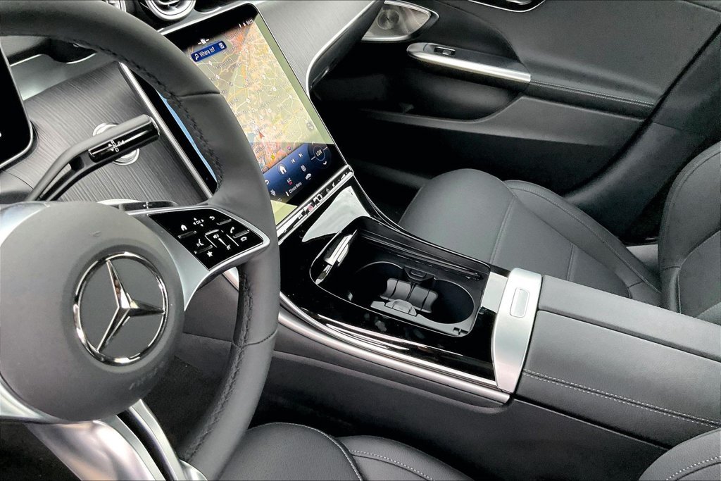 New 2026 Selenite Grey Metallic Mercedes-Benz C 300 image 8