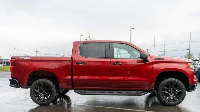 Used 2024 Red Chevrolet LT Trail Boss image 5
