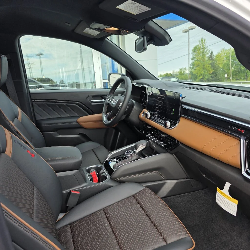 2026 GMC Canyon AT4 - Photo 20