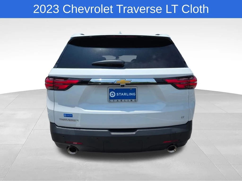 Used 2023 Summit White Chevrolet LT Cloth image 8