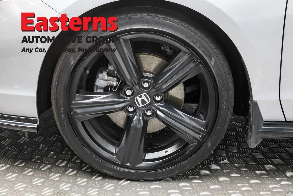 Used 2025 Gray Honda Sport-L image 33