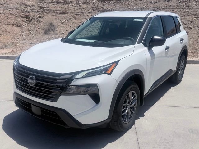 2026 Nissan Rogue S FWD's photo