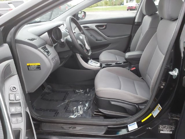 Used 2012 Black Hyundai GLS image 16