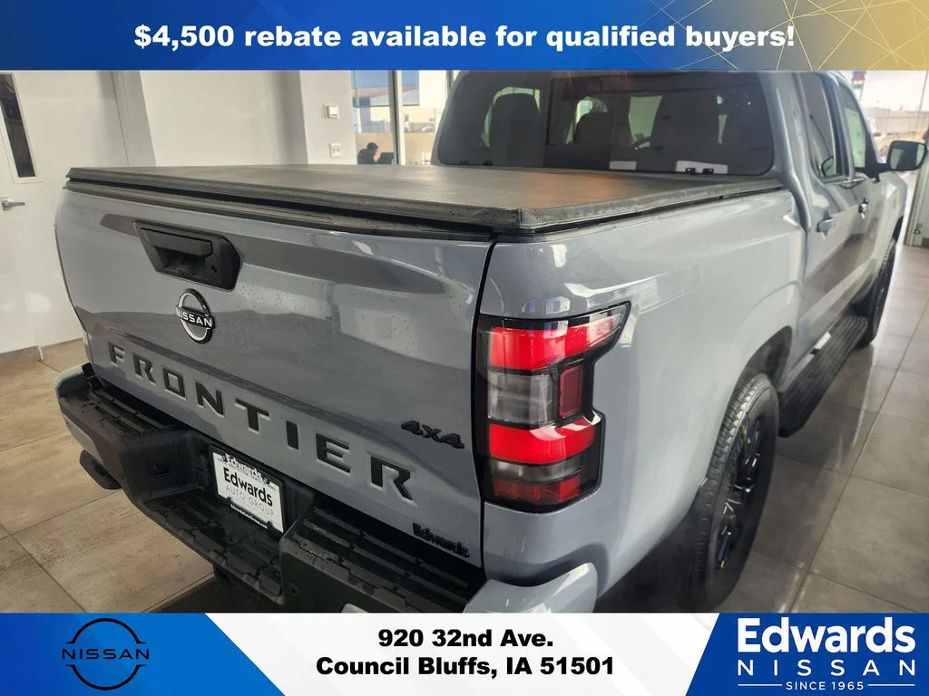 New 2026 Boulder Gray Pearl Nissan Crew Cab SV image 10