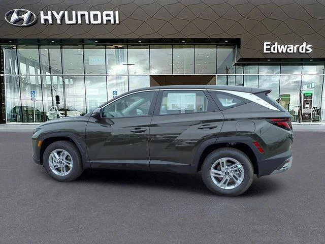 New 2026 Green Hyundai SE image 3