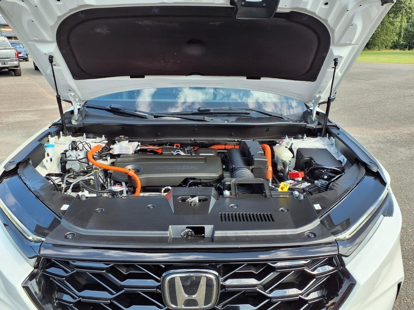 Used 2024 Platinum White Pearl Honda Sport-L image 30