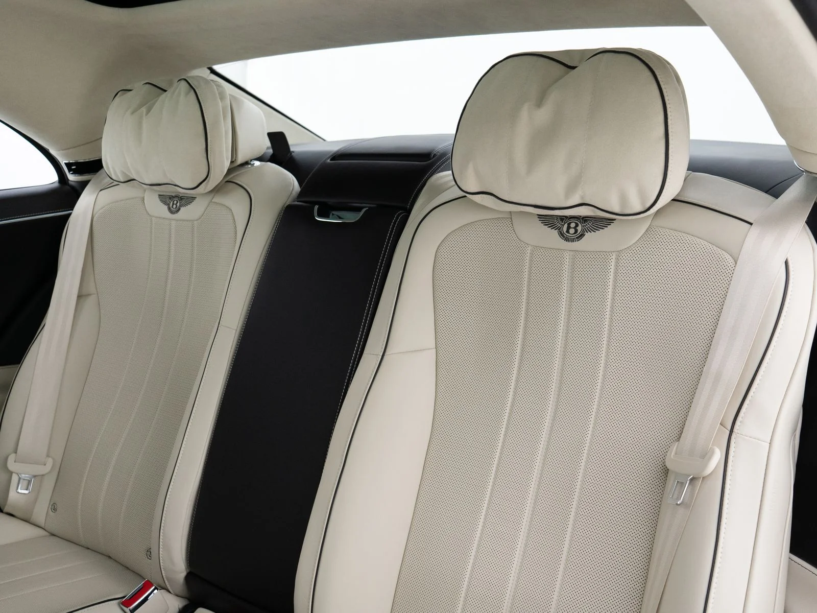 Certified Used 2021 Beluga Bentley W12 image 25