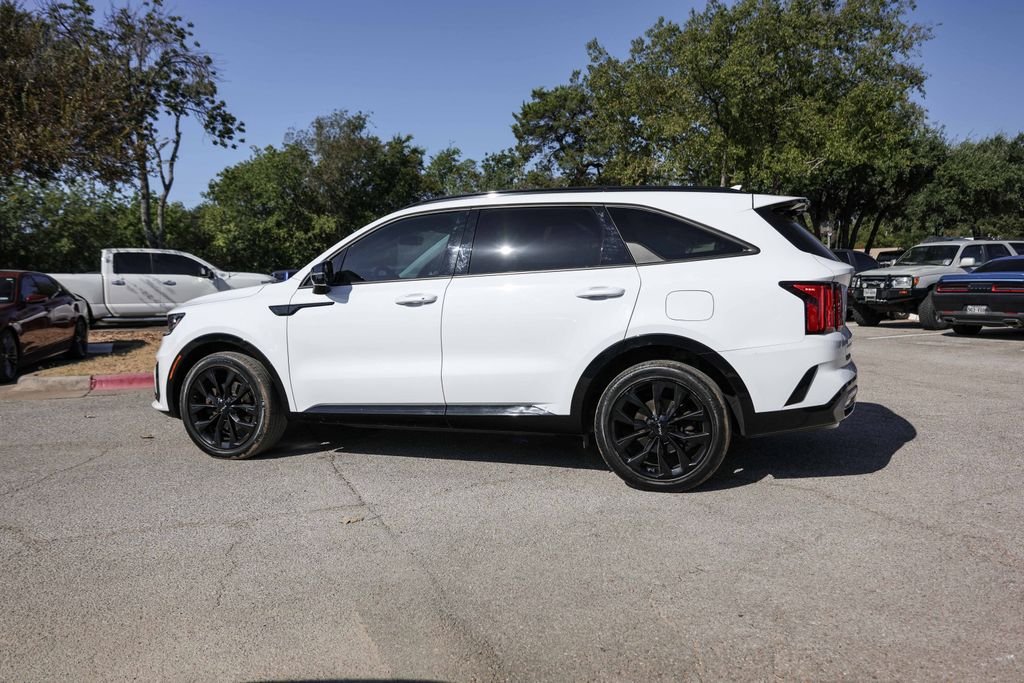 Used 2023 White Kia SX image 5