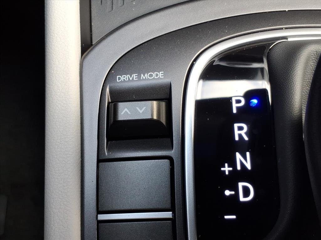 Used 2026 Abyss Black Pearl Hyundai SE image 16