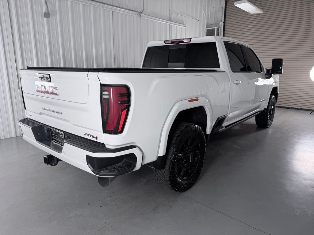 Used 2024 White GMC AT4 image 5
