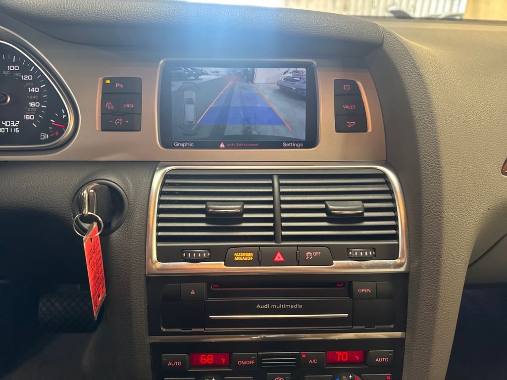 Used 2014  Audi  image 18