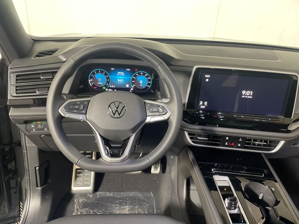 2026 Volkswagen Atlas Cross Sport SEL Premium R-LINE - Photo 12