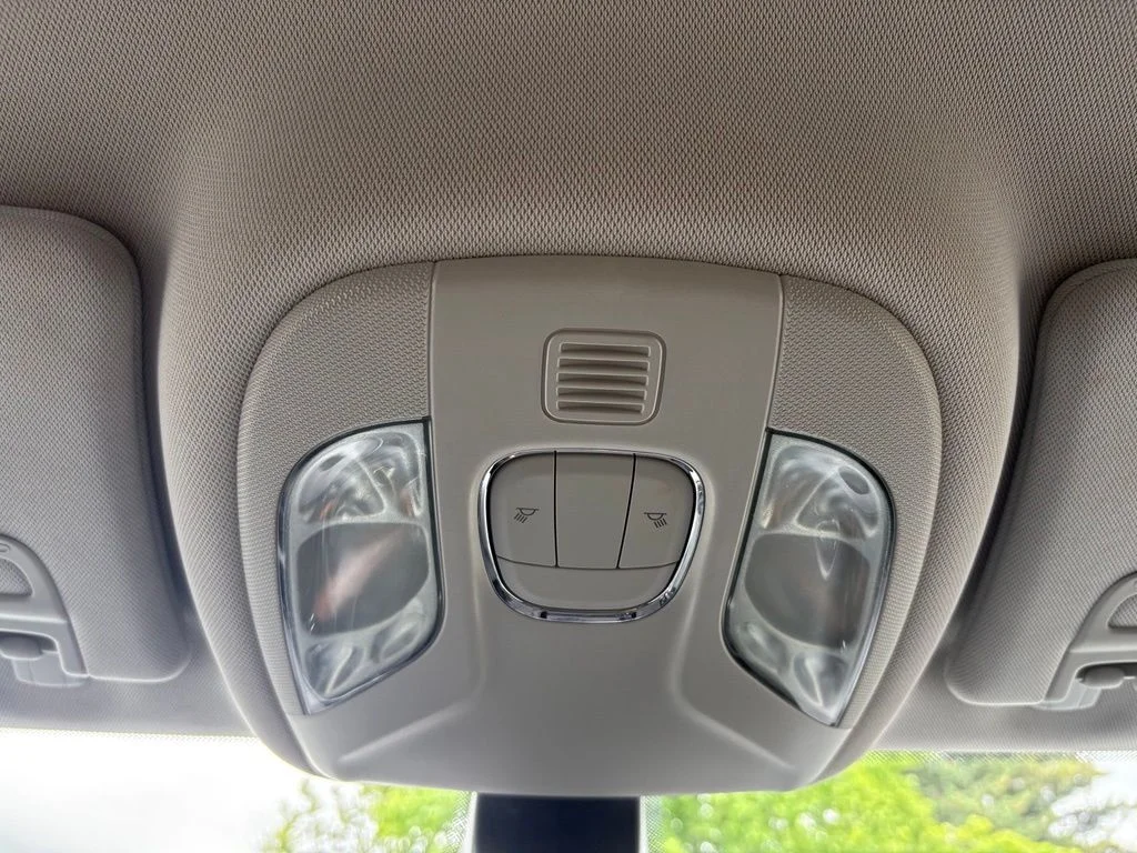 Used 2017 Silver Jeep Sport image 21