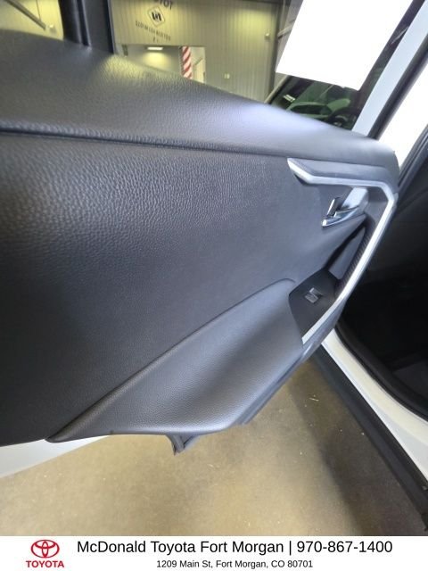 Used 2025 White Toyota XLE image 16