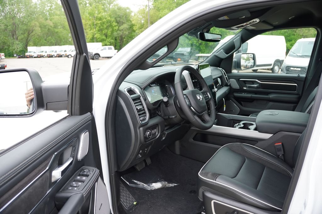 New 2026 Bright White Clear-Coat Exterior Paint RAM Laramie image 11