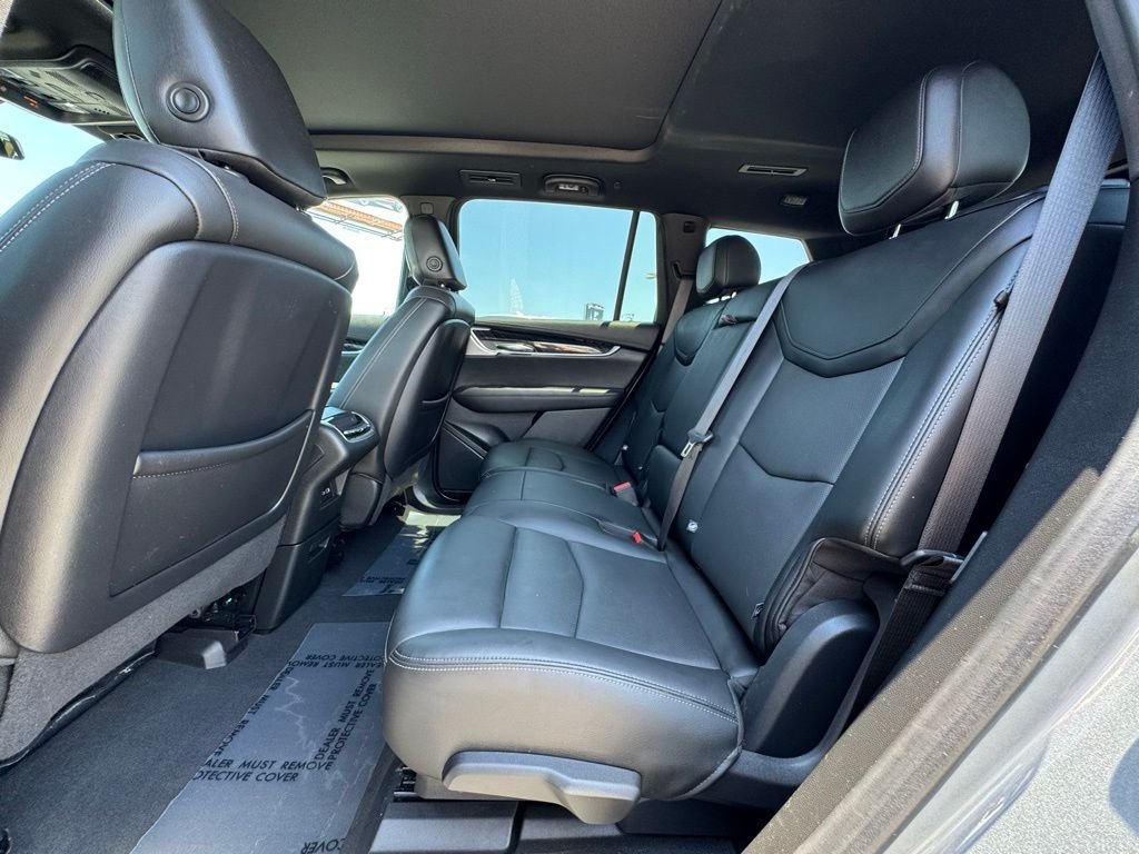 Used 2024 Silver Cadillac Premium Luxury image 37